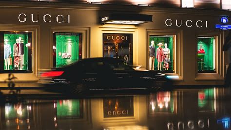 gucci%20s.p.a.|where is gucci company located.